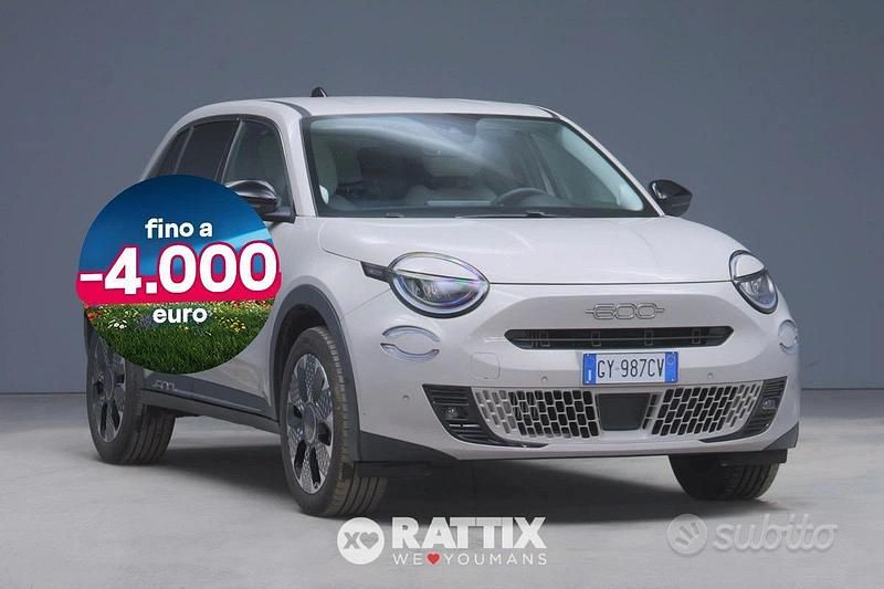 Usata Fiat 600 La Prima 101 CV (74 kW) 2025 Giallo SUV