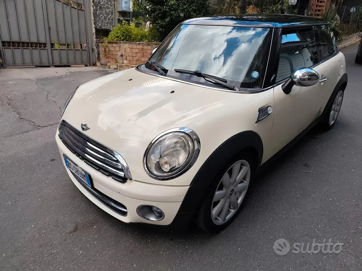 Occasion Mini Cooper D 109 ch (80 kW) 2010 Beige Citadine