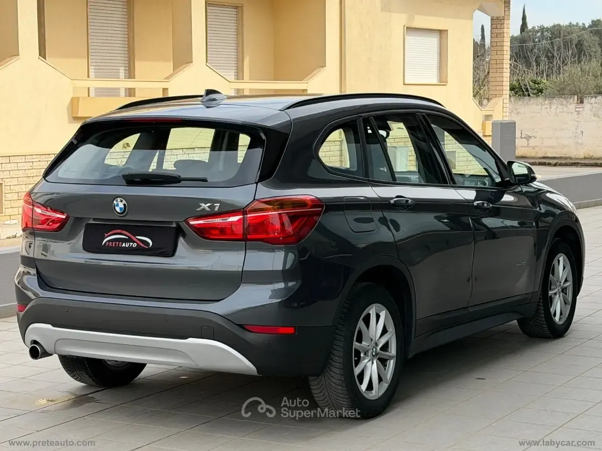 Usata BMW X1 Advantage 150 CV (110 kW) 2017 Grigio SUV