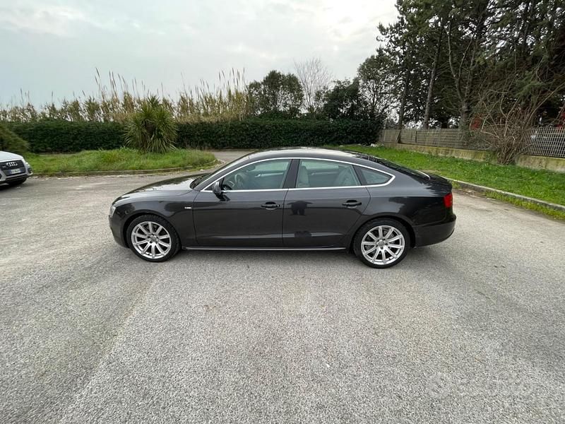 Usata Audi A5 190 CV (139 kW) 2012 Grigio Coupé