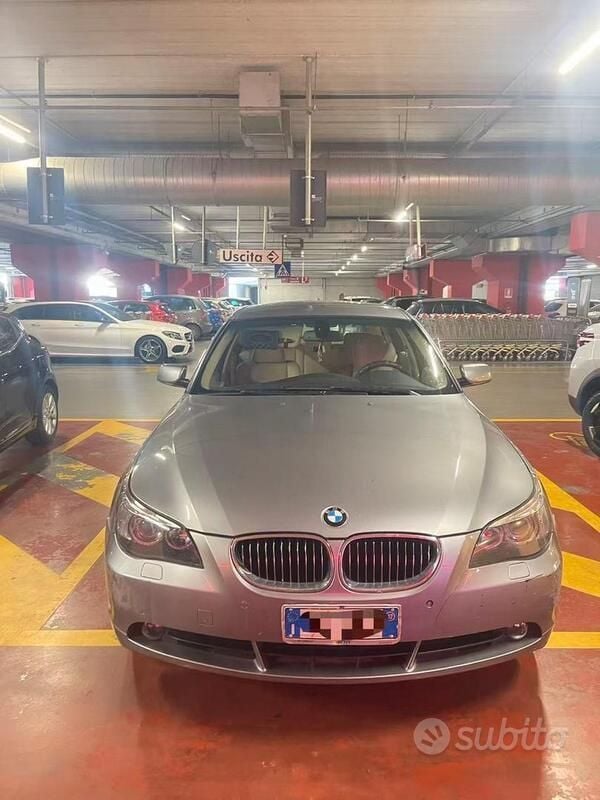 Usata BMW 530 2007 Blu Station wagon