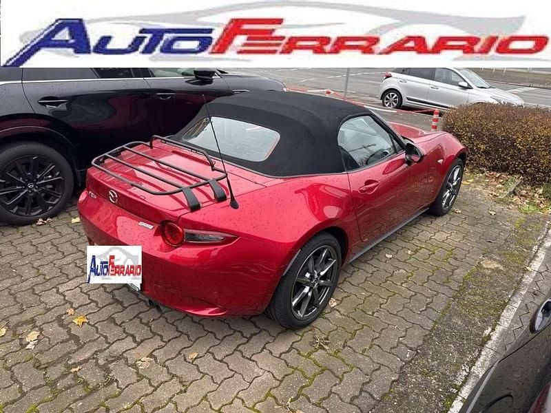Usata Mazda MX5 Inclusive 160 CV (117 kW) 2016 Rosso Cabrio