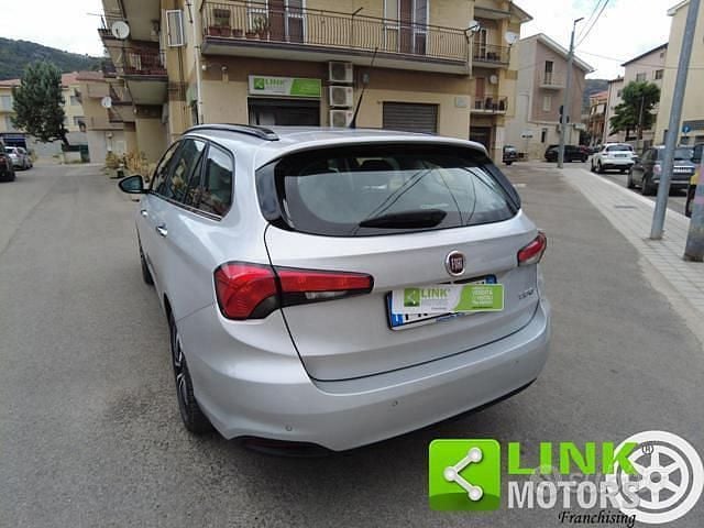 Usata Fiat Tipo Lounge 120 CV (88 kW) 2017 Grigio Station wagon