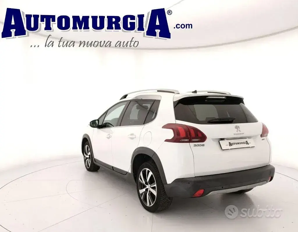 Usata Peugeot 2008 Allure 110 CV (80 kW) 2017 Bianco SUV