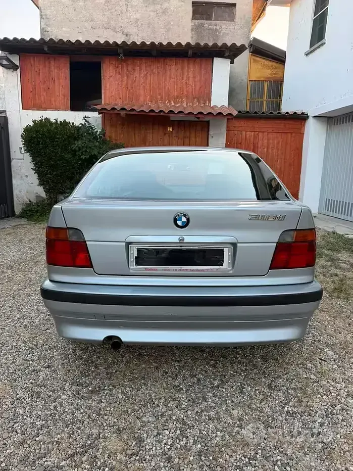 Usata BMW 318 140 CV (102 kW) 1996 Berlina