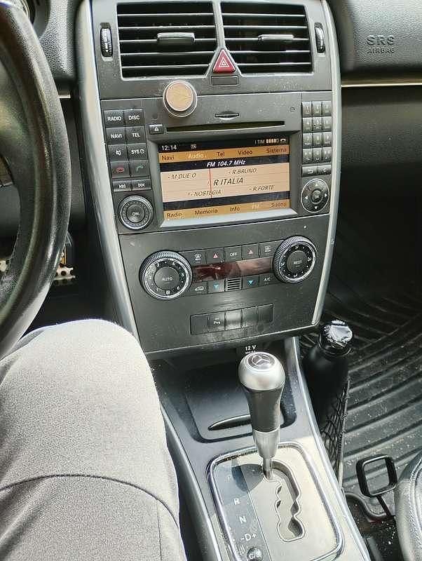 Usata Mercedes B200 140 CV (102 kW) 2009 Monovolume