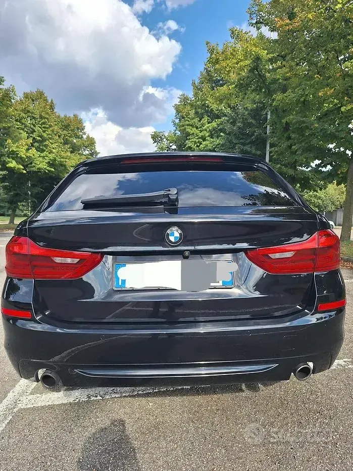 Usata BMW 530 Luxury Line 252 CV (185 kW) 2018 Nero Station wagon