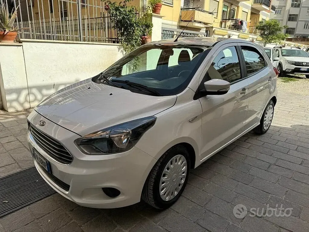 Usata Ford Ka Plus 69 CV (50 kW) 2018 Bianco Utilitaria