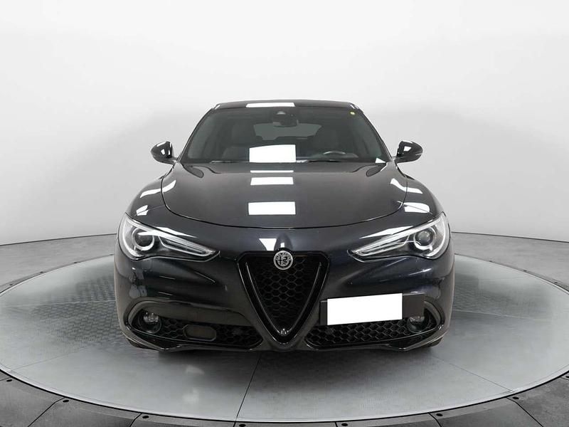 Usata Alfa Romeo Stelvio Veloce 209 CV (153 kW) 2023 Nero SUV