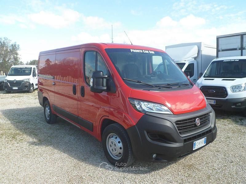 Usado Fiat Ducato 14 140 HP (102 kW) 2020 Vermelho Van