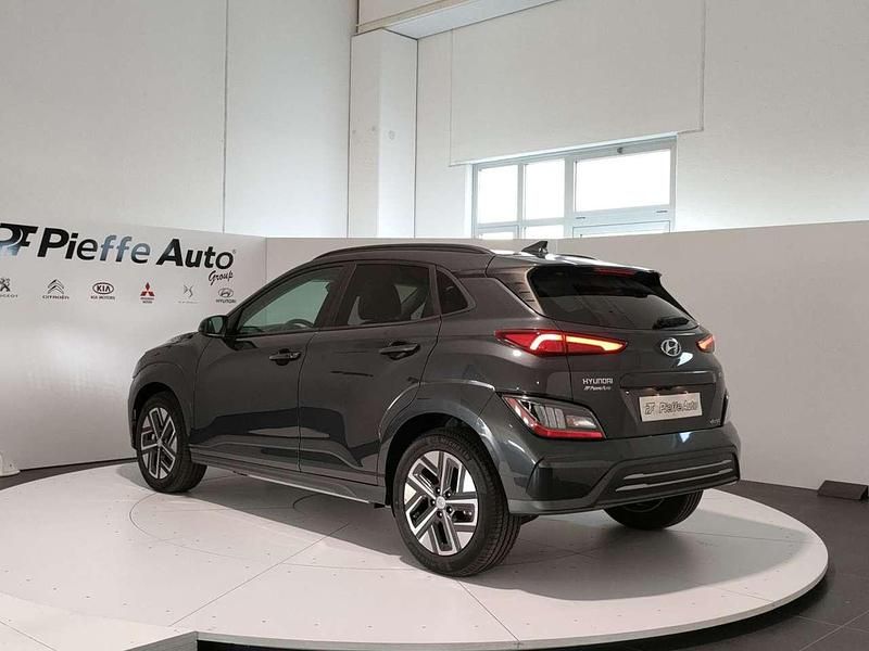 Usata Hyundai Kona 25 kW (35 CV) 2023 Dark knight SUV