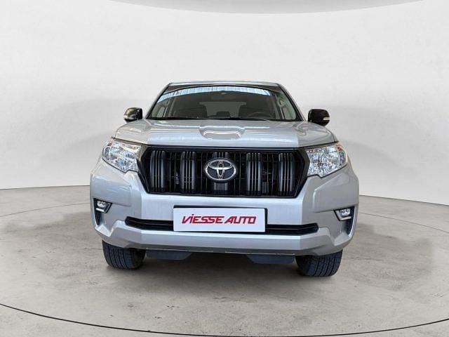 Usata Toyota Land Cruiser Active 130 CV (95 kW) 2019 Argento metallizzato SUV