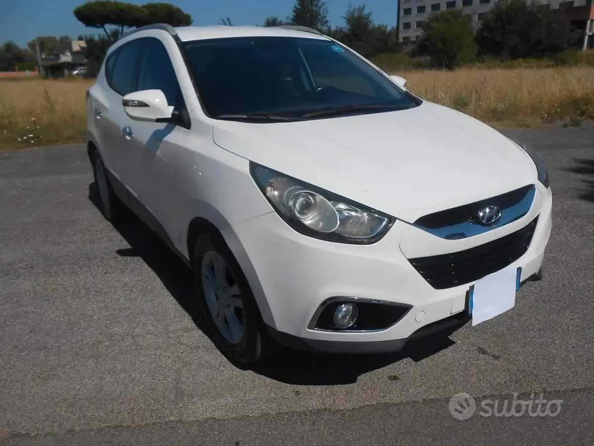 Usata Hyundai ix35 Comfort 136 CV (100 kW) 2012 Bianco SUV