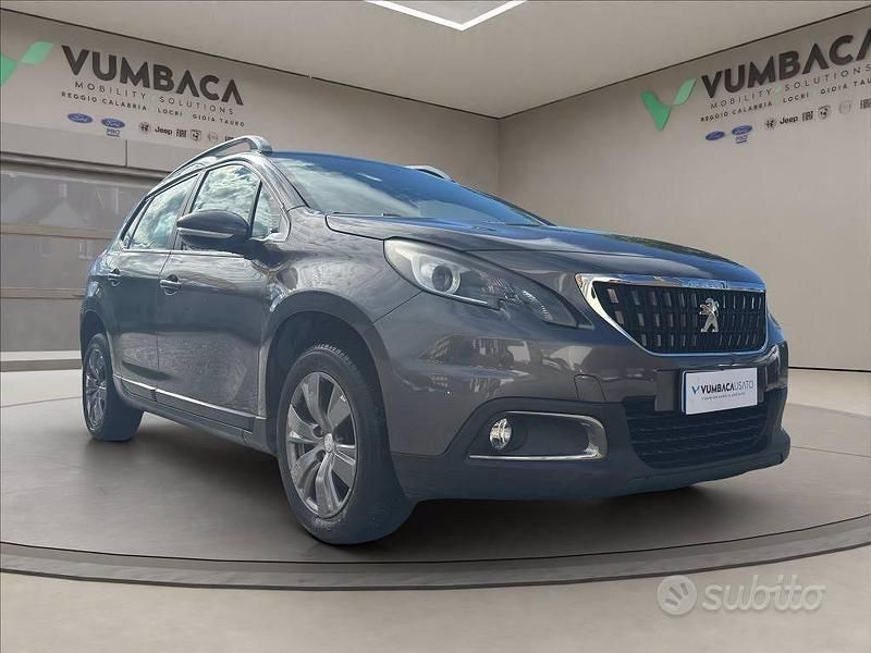 Usata Peugeot 2008 Allure 120 CV (88 kW) 2018 Grigio SUV