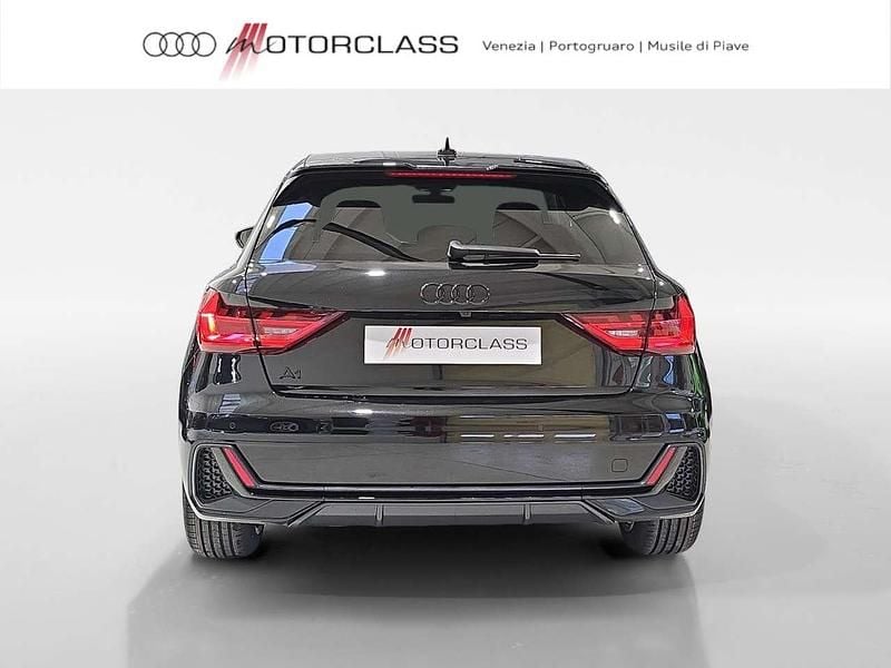 Nuova Audi A1 Sportback S-Line 116 CV (85 kW) 2026 Nero mito metallizzato Utilitaria
