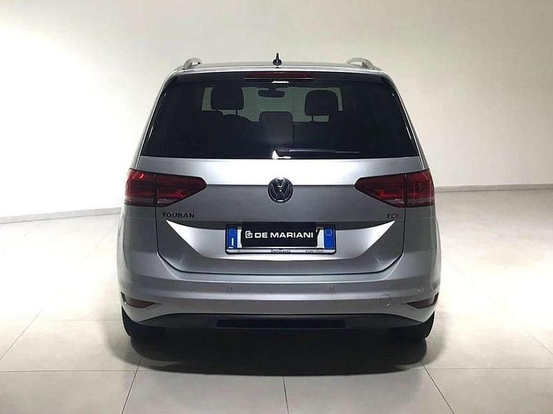 Usata VW Touran 116 CV (85 kW) 2016 Argento Monovolume