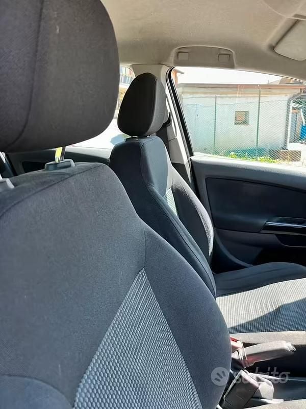 Usata Opel Corsa 85 CV (62 kW) 2010 Grigio Utilitaria