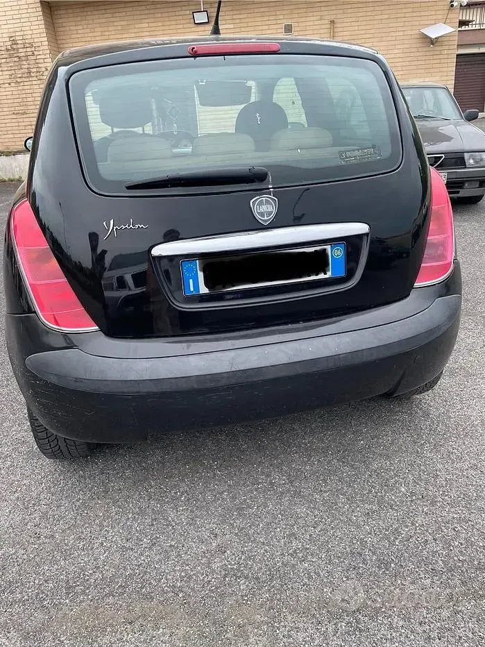 Usata Lancia Ypsilon 95 CV (69 kW) 2006 Nero Utilitaria