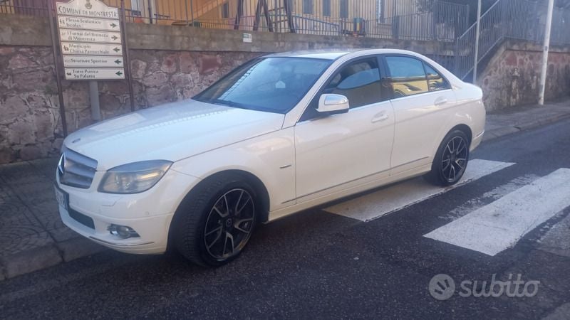 Usata Mercedes C320 224 CV (164 kW) 2008 Bianco Berlina