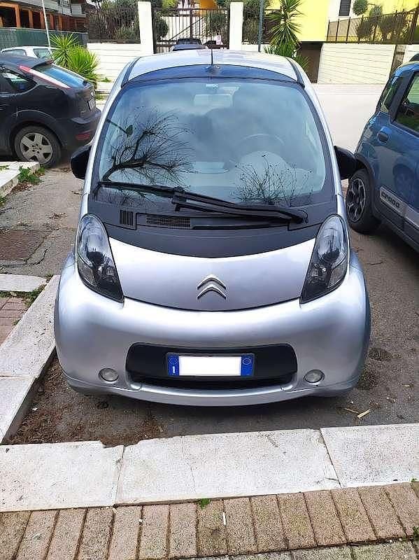 Usata Citroën C-zero 49 kW (67 CV) 2011 Argento Utilitaria