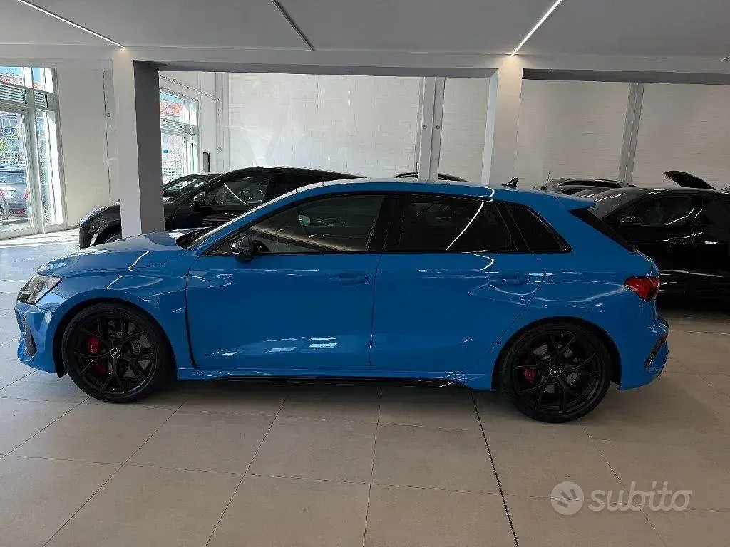 Usata Audi RS3 400 CV (294 kW) 2023 Blu Berlina
