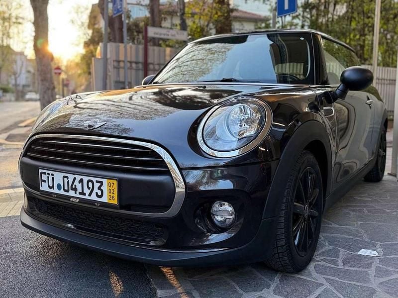 Usata Mini ONE 75 CV (55 kW) 2015 Testa di moro Utilitaria