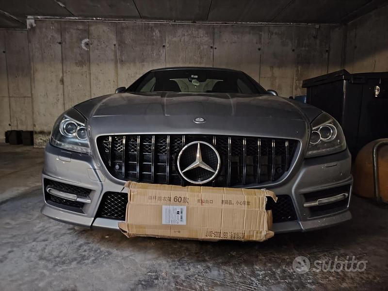 Usata Mercedes SLK200 184 CV (135 kW) 2012 Grigio Cabrio