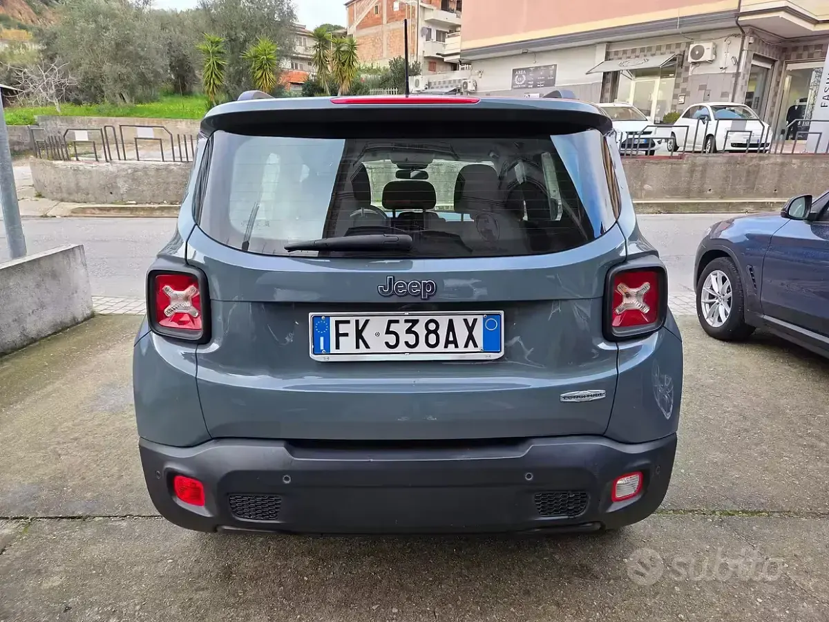 Usata Jeep Renegade Longitude 120 CV (88 kW) 2017 Grigio SUV