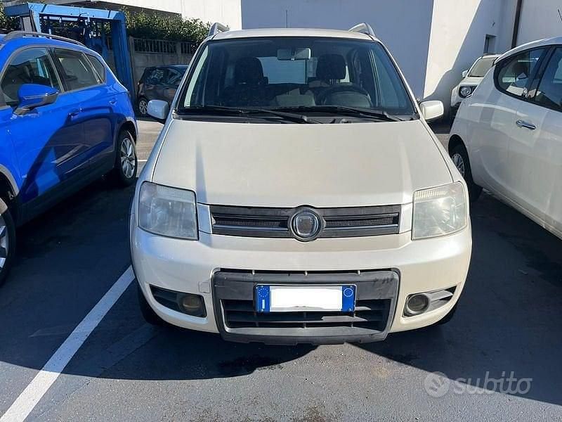 Usata Fiat Panda 4x4 60 CV (44 kW) 2009 Other Utilitaria
