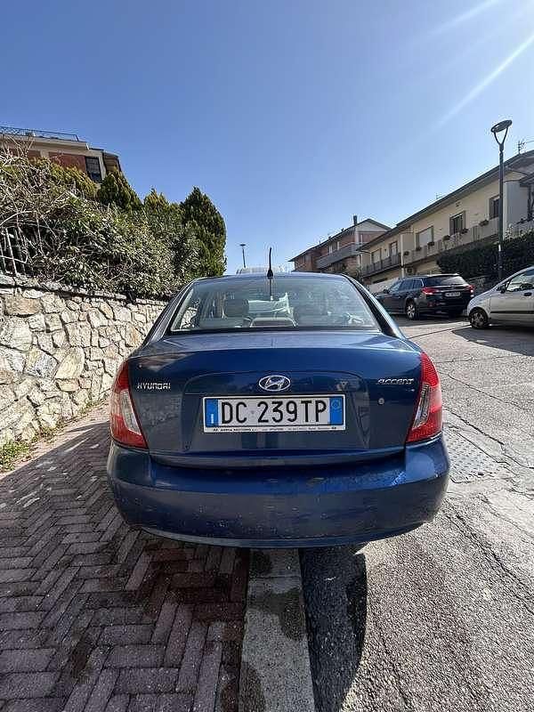 Usata Hyundai Accent GLS 88 CV (64 kW) 2006 Berlina