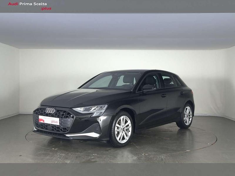 Nero mito metallizzato Usata 2024 Audi A3 Advanced Plus Tre volumi | 32.900 € (Ottimo prezzo) - Immagine 1/4