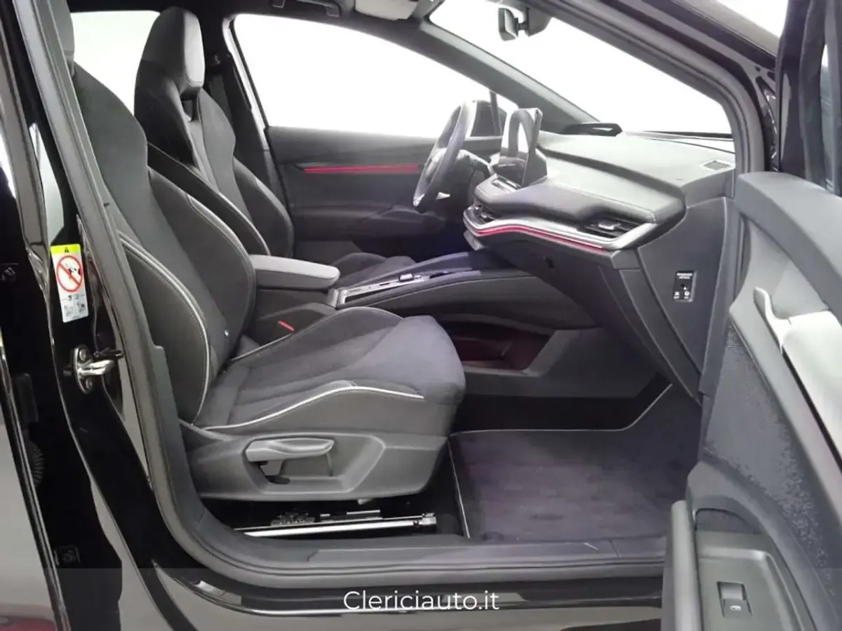 Nuova Skoda Enyaq iV SportLine 88 kW (121 CV) 2026 Nero SUV