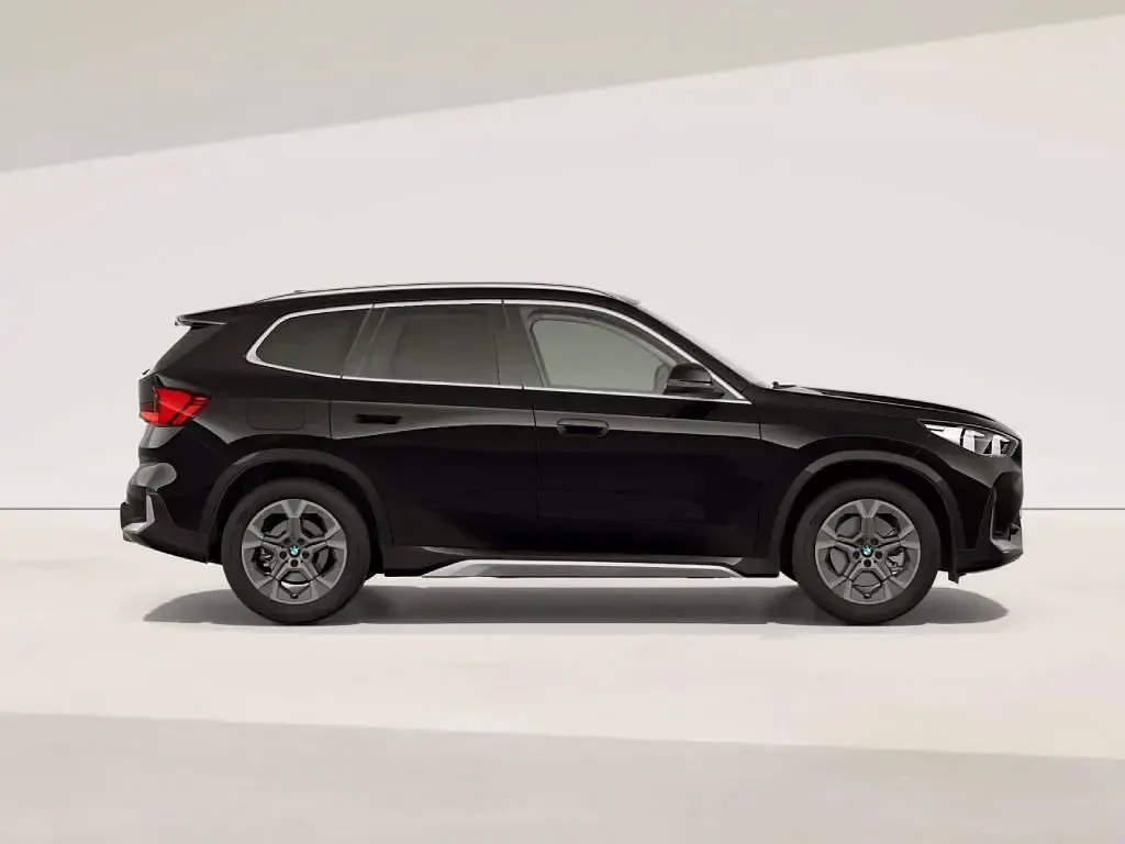 Nuova BMW iX1 67 kW (92 CV) 2026 SUV