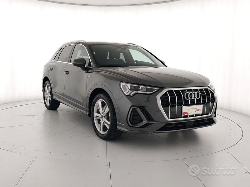 Usata Audi Q3 S-Line 150 CV (110 kW) 2024 Grigio SUV