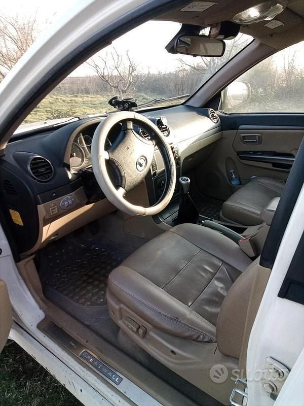 Usata Great Wall H3 126 CV (92 kW) 2011 Bianco SUV