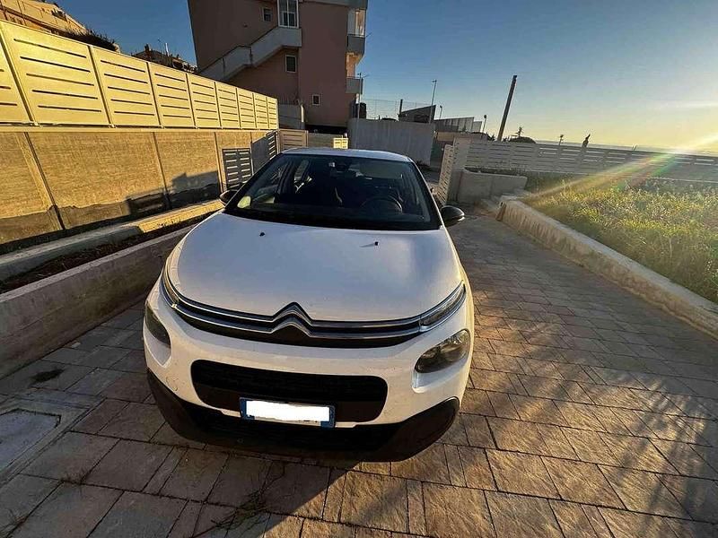 Usata Citroën C3 Feel 102 CV (75 kW) 2019 Berlina