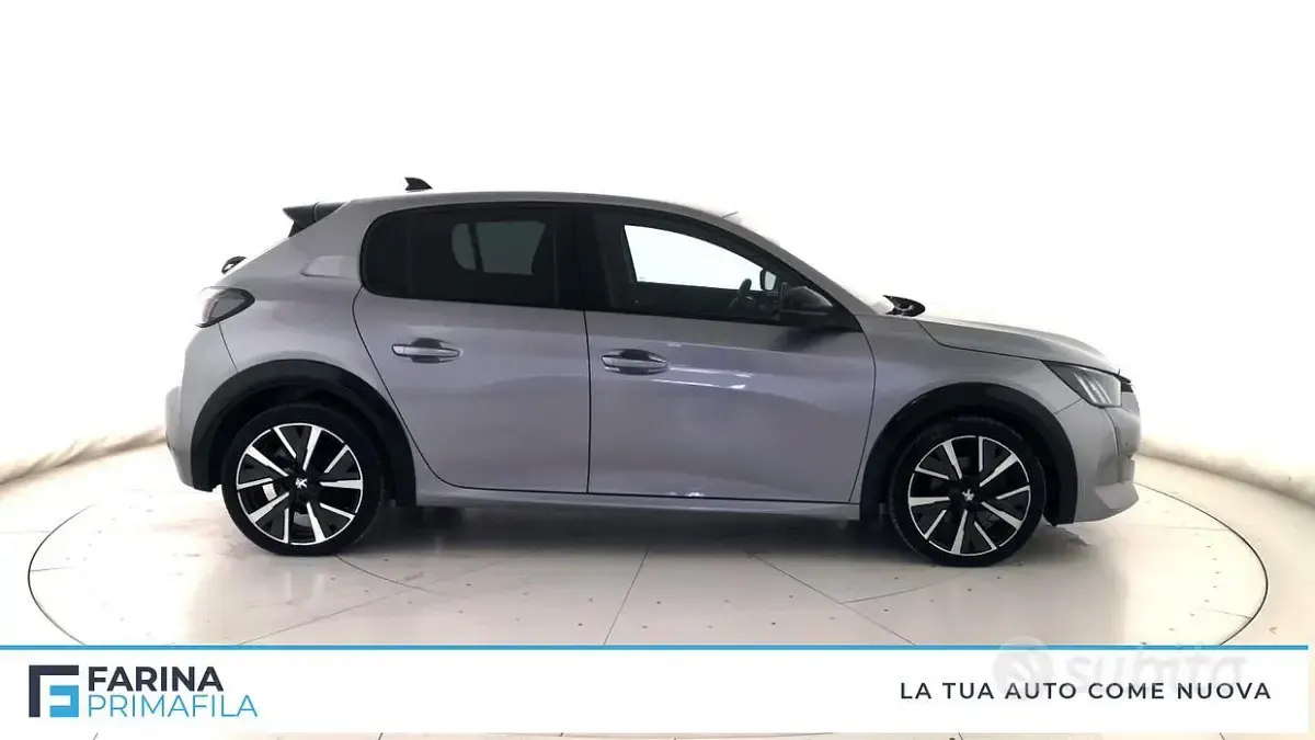 Usata Peugeot 208 GT 102 CV (75 kW) 2020 Grigio artense Utilitaria