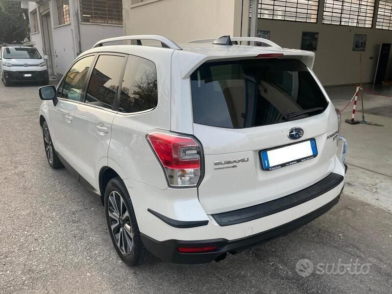 Usata Subaru Forester 241 CV (177 kW) 2018 Bianco SUV