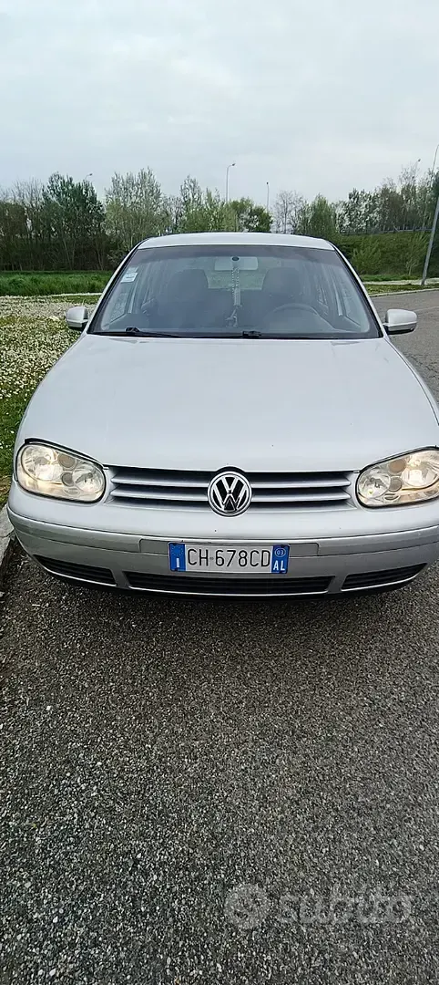 Usata VW Golf IV 101 CV (74 kW) 2003 Grigio Berlina