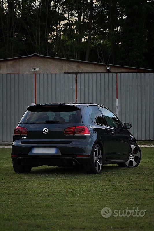 Usata VW Golf VI GTI 2010 Blu Utilitaria