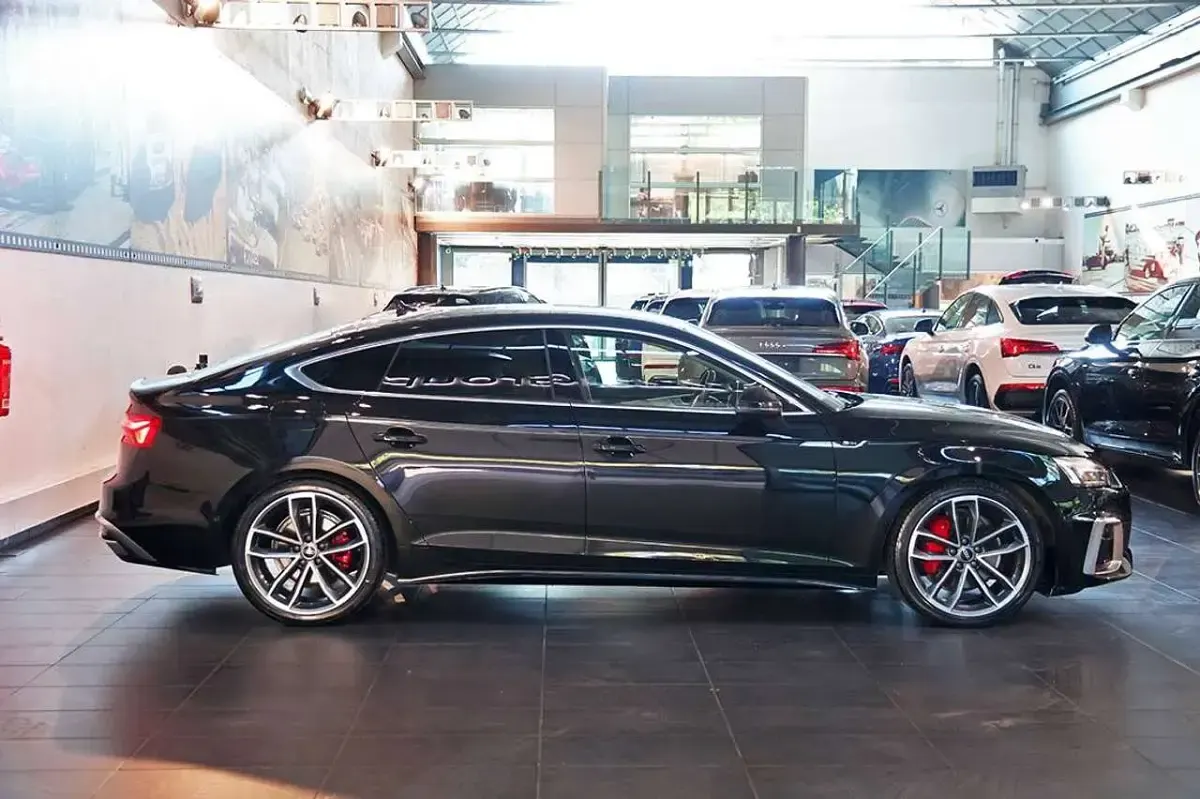 Usata Audi A5 Sportback S-Line 204 CV (150 kW) 2023 Nero Utilitaria