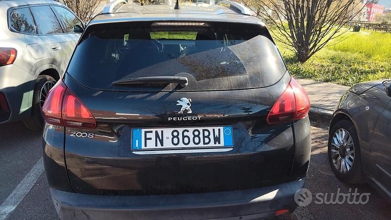 Usata Peugeot 2008 100 CV (73 kW) 2018 Nero SUV
