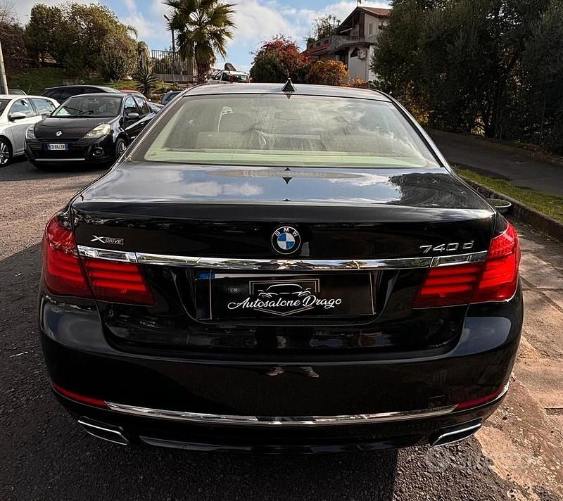 Usata BMW 740 312 CV (229 kW) 2014 Nero Berlina