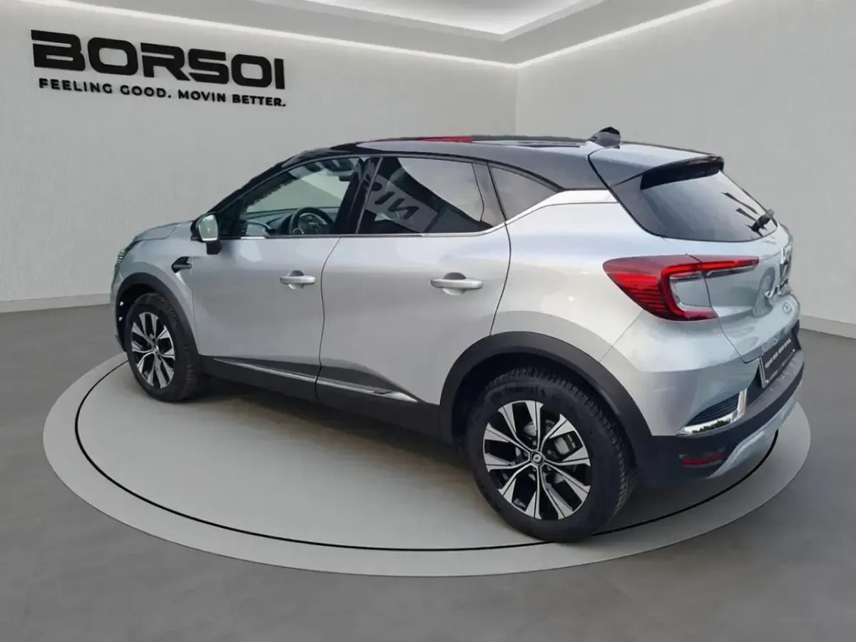 Usado Renault Captur Techno 91 CV (66 kW) 2024 Gris SUV