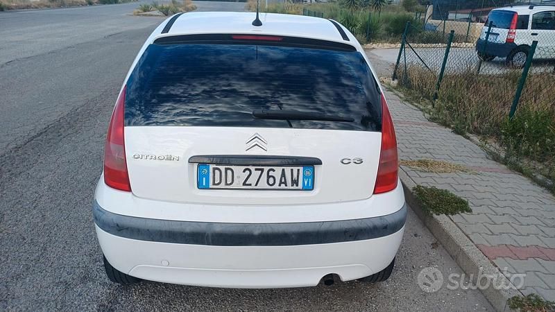 Occasion Citroën C3 70 ch (51 kW) 2006 Blanc Citadine
