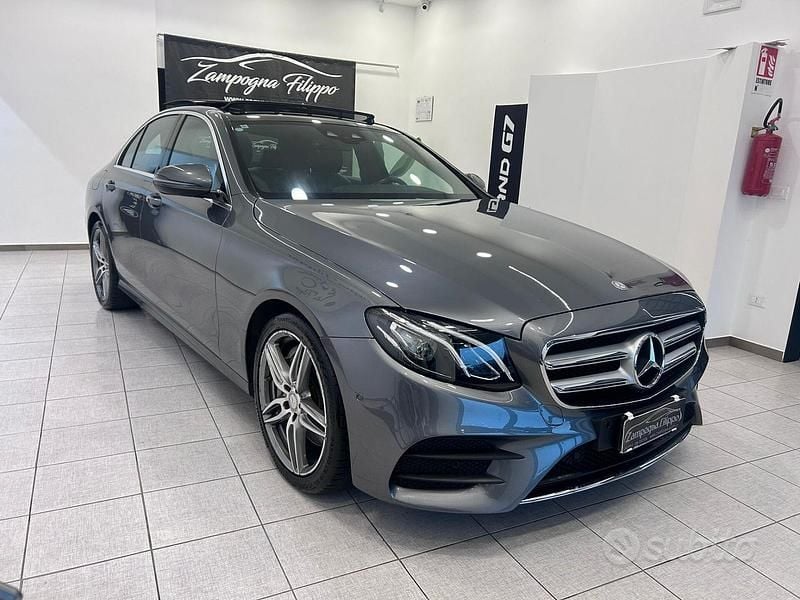 Usata Mercedes E350 AMG line 258 CV (189 kW) 2016 Grigio Berlina