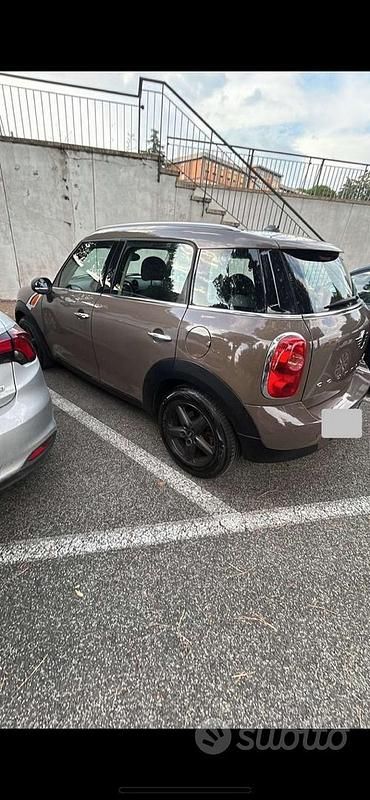 Usata Mini Countryman 112 CV (82 kW) 2013 Marrone SUV