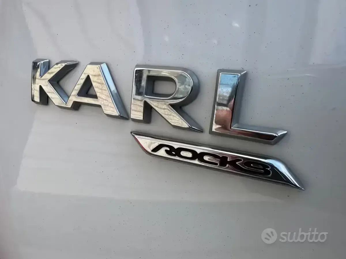 Usata Opel Karl Rocks 73 CV (53 kW) 2017 Bianco Utilitaria