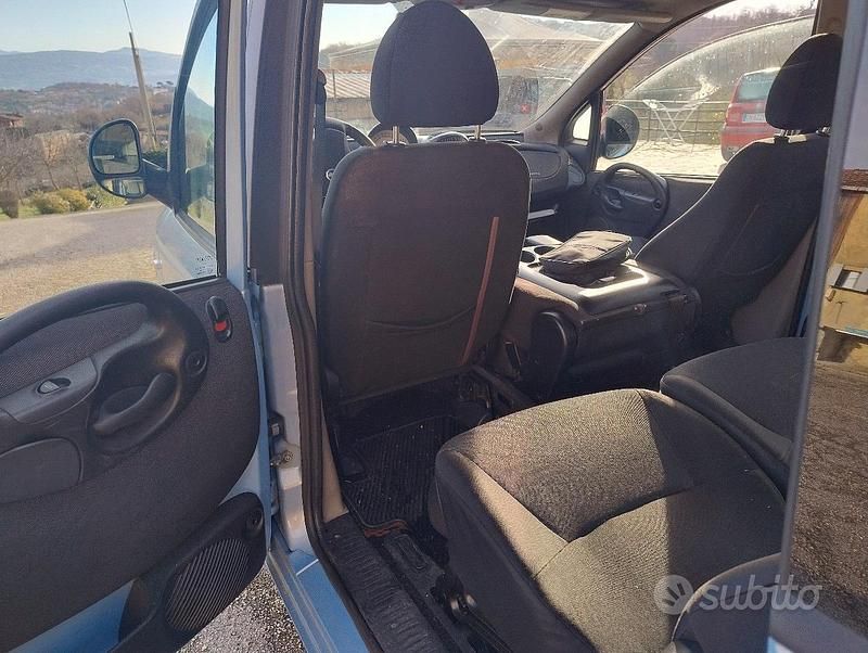 Usata Fiat Multipla 103 CV (75 kW) 2006 Blu Monovolume