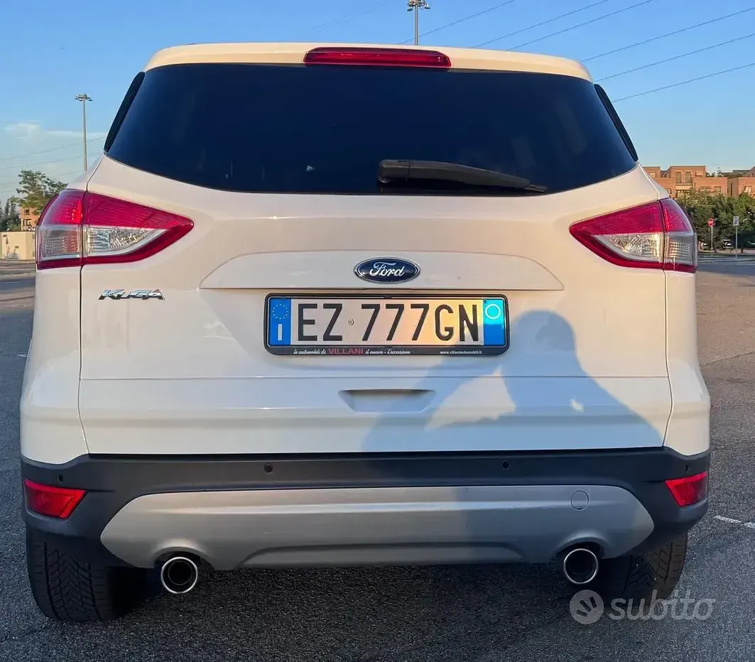 Usata Ford Kuga Titanium 150 CV (110 kW) 2015 Bianco SUV